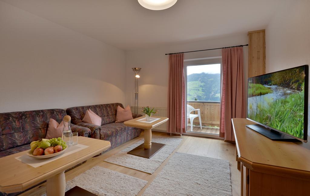 Bergchalet Emberg Mit Sauna Aschau Im Zillertal Bilik gambar